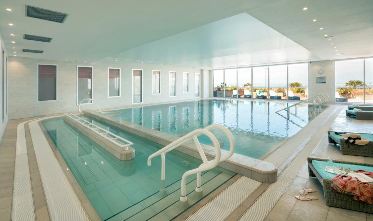 Hotel De La Baie - Thalassotherapie Previthal Donville-les-Bains Buitenkant foto